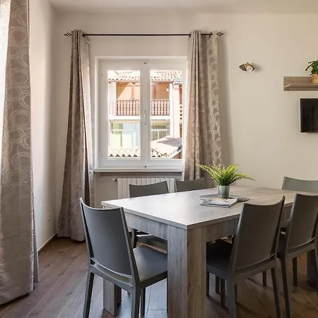 Casa Marianna By Garda Apartament *